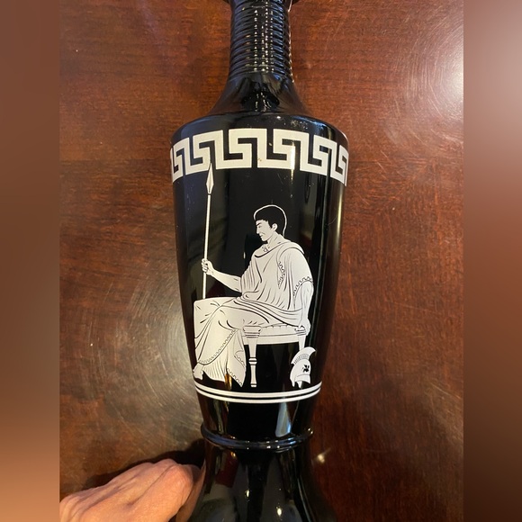 Vintage Jim Beam collectible black glass whiskey decanter - Picture 8 of 9